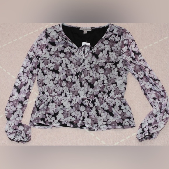 12 Thompson Tops - 12 Thompson Women’s Floral Blouse Medium NWT Purple Spring Easter Shirt